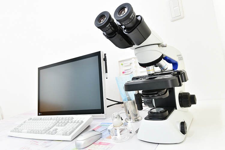 あとう皮膚科・形成外科クリニック 町田市 顕微鏡を用いた検査なども実施