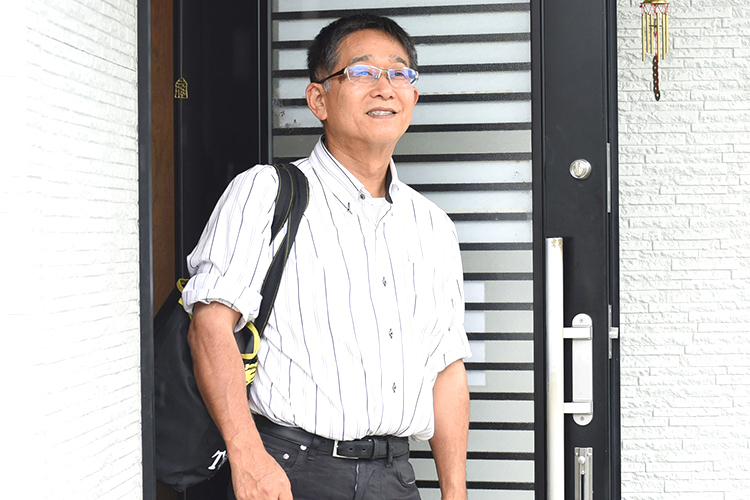 ひばり往診クリニック 奈良市 往診に出かける前の森井院長