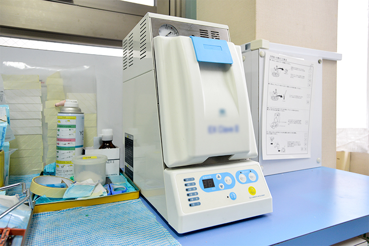 えづれ歯科医院 台東区 CAD／CAMシステムを用いた歯冠補綴治療にも対応