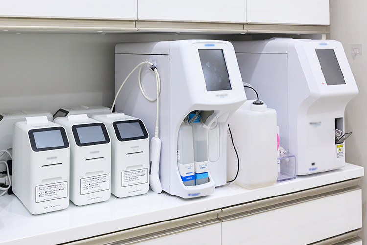 東大前内科小児科クリニック 文京区 感染症、炎症の早期発見に有用な自動血球計数装置