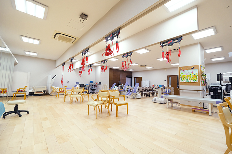 寺塚クリニック 福岡市南区 転倒や認知症の予防をテーマとしたリハビリステーション