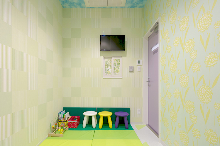 en婦人科クリニック 福岡市中央区 キッズスペースもあり、親子でも通いやすい