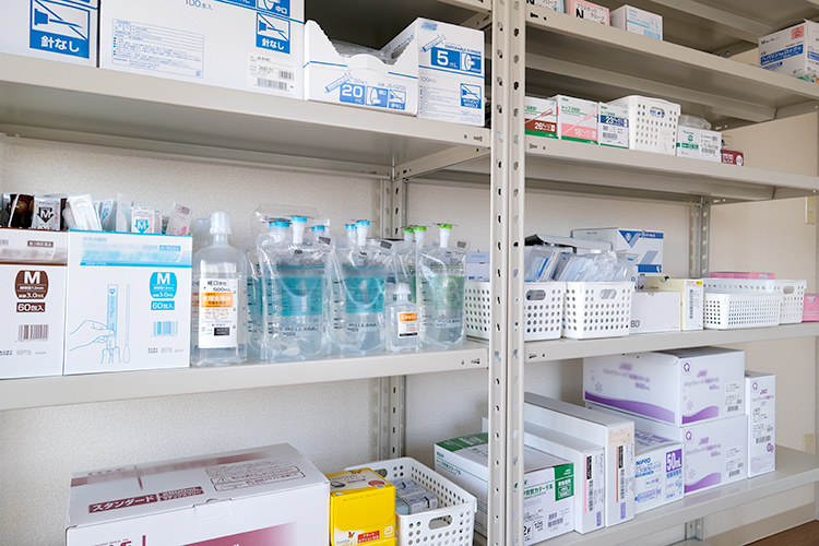 北里大学前ライフクリニック 相模原市南区 訪問時も外来と同様の診療が行えるよう医療機器を充実させている