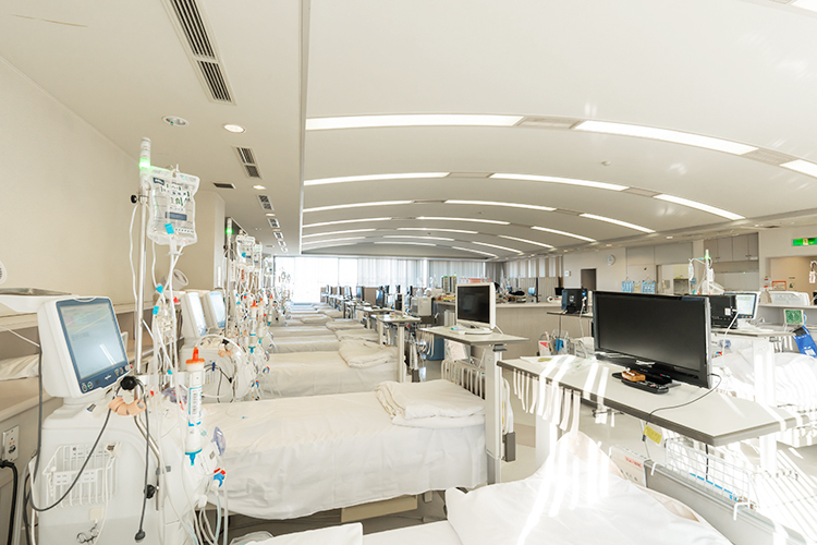 第2しもざとクリニック 名古屋市緑区 血液透析用の部屋。スタッフと院長との連携が欠かせない