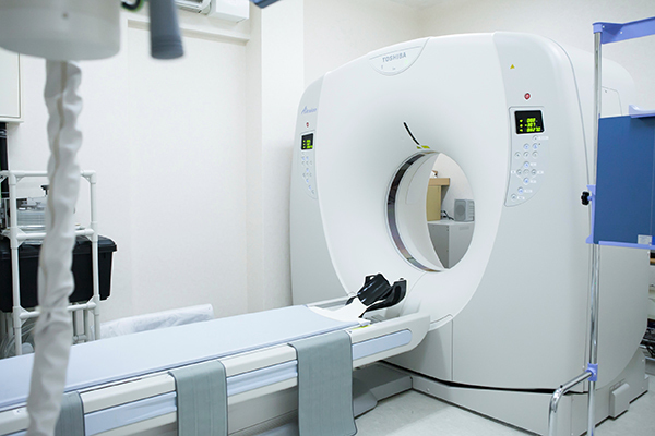 荒川医院 安八郡輪之内町 正確な診断・治療をめざし、各種検査機器をそろえている