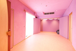 まゆ　こころのクリニック 渋谷区 各部屋の色彩は用途ごとに来院する人の心理を考慮して設計