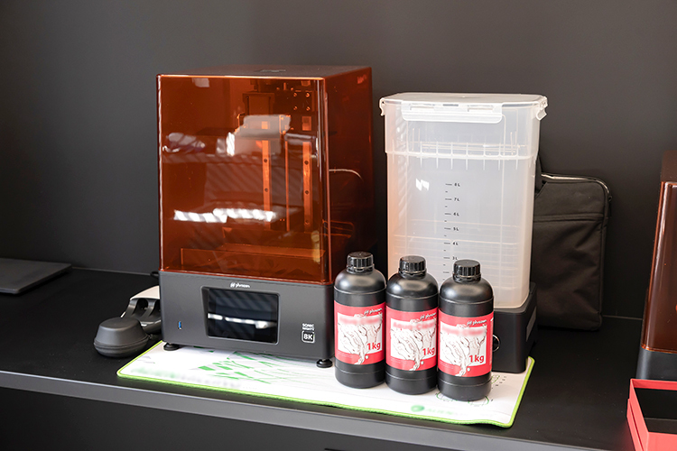 Eden Dental Office 名古屋市中区 先進の機器を導入し、治療から補綴製作まで院内で一貫して対応