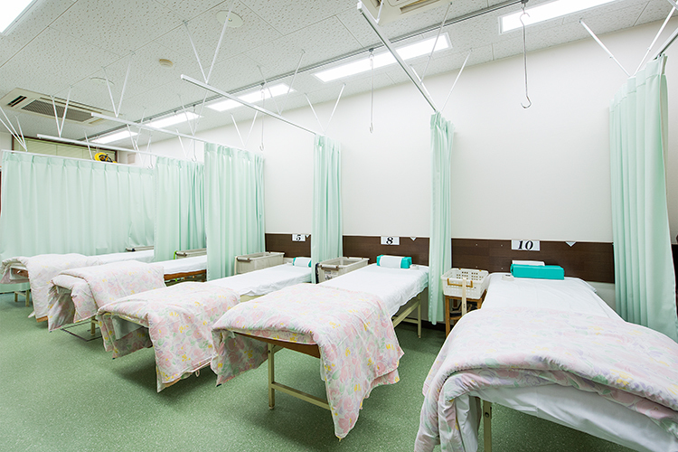 豊田内科胃腸科 呉市 自宅でも同じ水準の医療が受けられるよう在宅医療も整っている