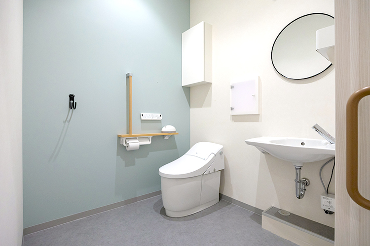 医療法人和田美也内科クリニック 福岡市東区 幅広い世代が安心して利用できるバリアフリー設計となっている