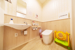 五反野皮ふ・こどもクリニック 足立区 院内・トイレともにバリアフリーのため、通院しやすいのも魅力