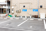 坂井歯科医院 新潟市中央区 駐車場もしっかりあり来院しやすいよう配慮されている