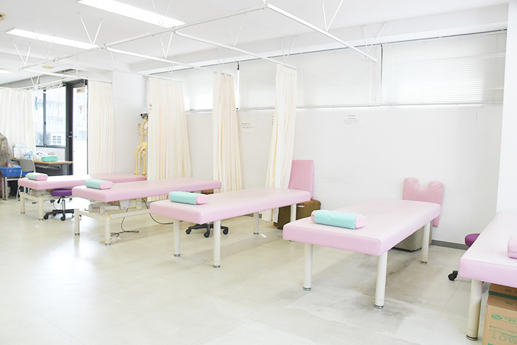 大井町整形外科・外科クリニック 品川区 一人ひとりに合わせたリハビリテーションで機能回復を支援する