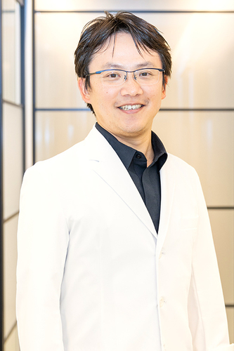 操崎 永士院長 くりさき歯科
