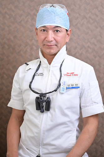 鳥居 秀平理事長 北野坂鳥居歯科医院