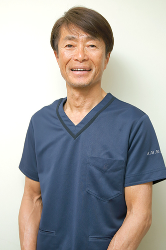 安部 逸世院長 安部歯科医院