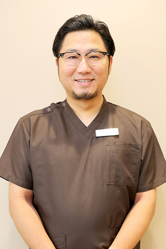 谷口 重俊院長 しげとオリーブ歯科