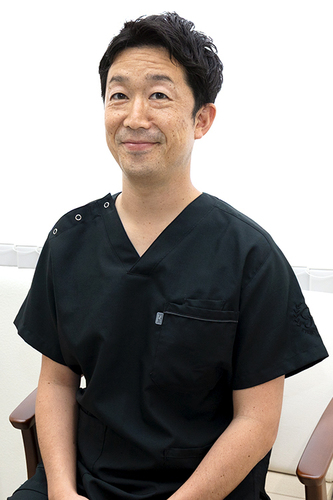 岩倉 亮院長 いわくらクリニック