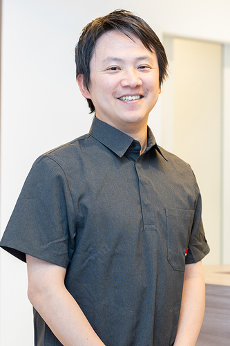 操崎 永士院長 くりさき歯科