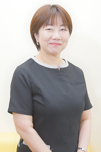 山田 智子院長 ひまわりクリニック