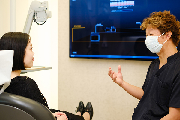 鈴木歯科医院 カウンセリングで悩みや希望を確認