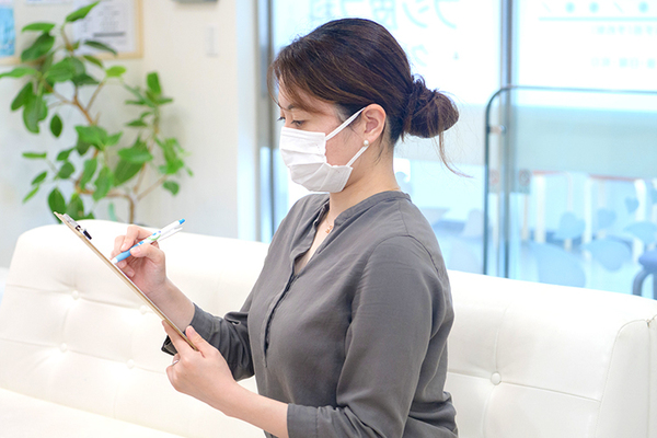フジ皮フ科クリニック 問診票への記入
