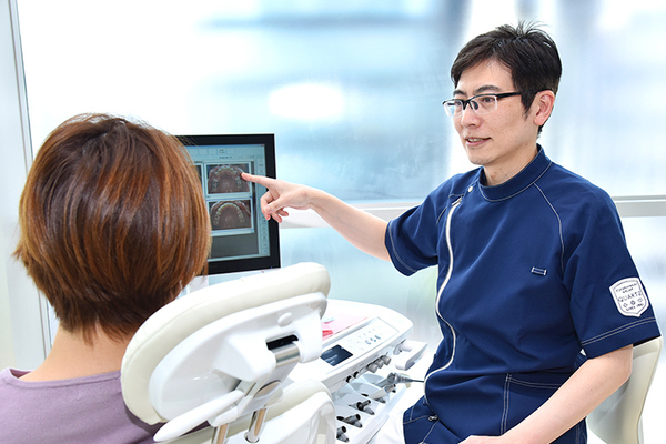 青山クオーツデンタルクリニック 問診とカウンセリングで悩みを相談