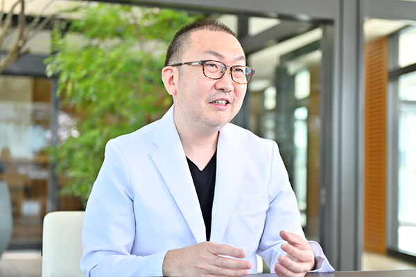 青山クオーツデンタルクリニック カウンセリングで矯正を受けるかじっくり検討