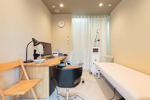 御影こども形成外科 スコープを使用した診察・診断