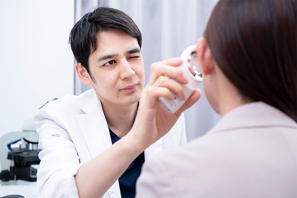 上野御徒町ファラド皮膚科 問診・診察