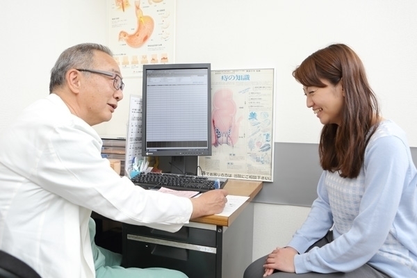 西新井大腸肛門科 事前に検査の説明を受ける