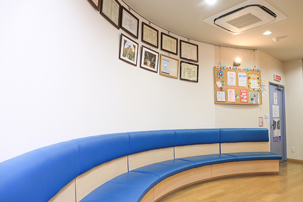 くまい医院 受付と問診票の記入