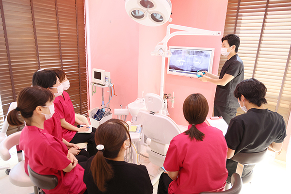オーキッドJOYデンタルクリニック 治療計画の立案と患者への説明