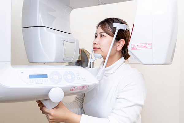 小山歯科医院 口の中の状態をチェック