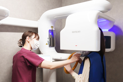 ハイブリッド型の矯正にも対応 患者の選択肢を増やす歯列矯正