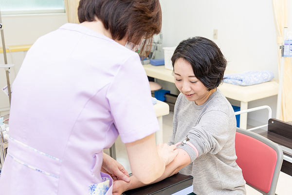 竹内リウマチ整形外科クリニック 看護師によるヒアリングや採血