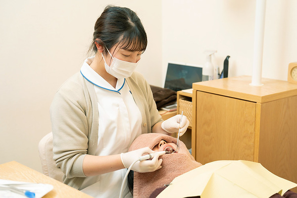 ふじた歯科クリニック ホワイトニング施術前のクリーニング