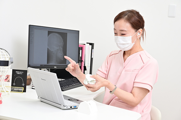 すみれ矯正歯科 本郷 治療計画の立案、説明を受ける