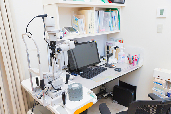 アイクリニック南町田 血液検査と手術に関する説明