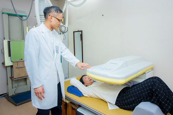 武部整形外科リハビリテーション DEXA法を用いた骨密度測定