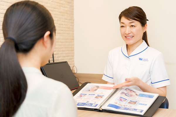 うかい歯科まゆデンタルサロン 患者に応じて計画を立案し、ホワイトニングへ