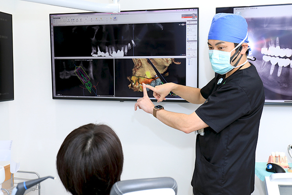 小川歯科医院 カウンセリングと歯科用CTによる検査