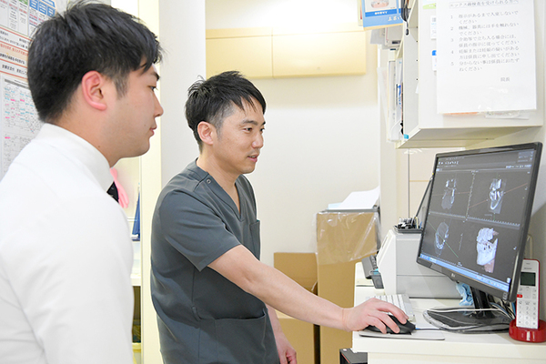やじまデンタルクリニック 検査結果と治療計画について説明