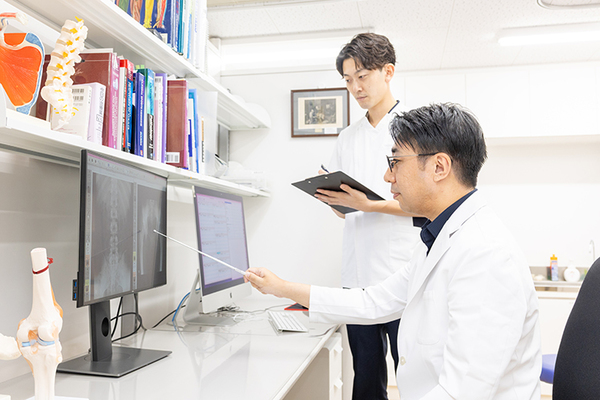 近間整形外科クリニック 医師と理学療法士の連携