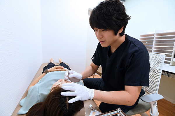 ひふみるクリニック 翌日に受診し、傷口をチェック