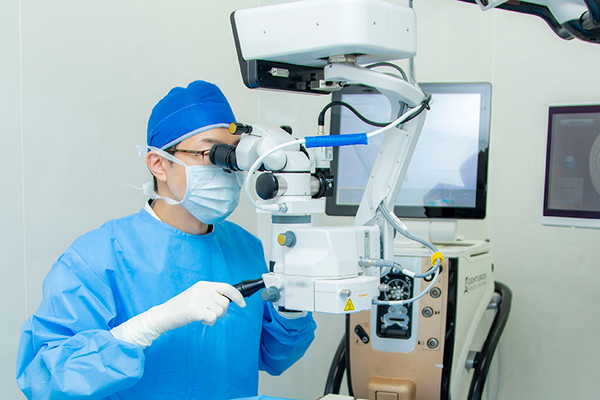 こじま眼科 院内で日帰り手術を実施