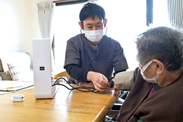 かとうクリニック 必要に応じて検査や測定を実施