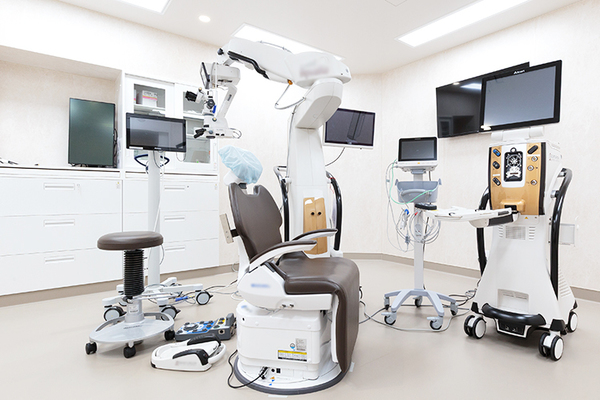 六甲なのはな眼科 院内で日帰り手術を実施