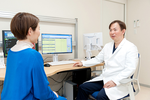 福田内科医院 リカバリー室で休んだ後、診察室で結果説明を受ける