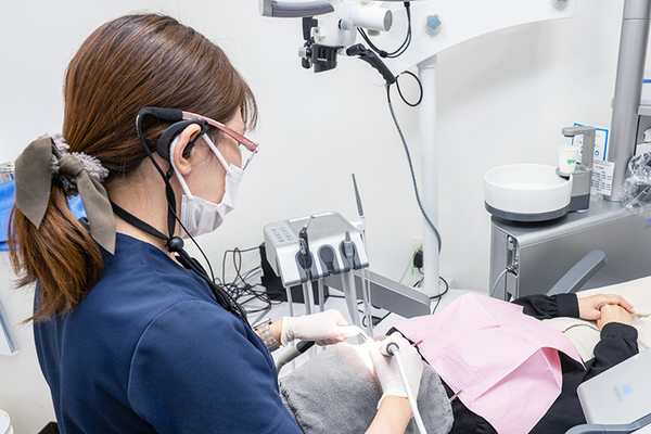 新宿駅前サイナス歯科・矯正歯科 定期的なメインテナンスを受ける