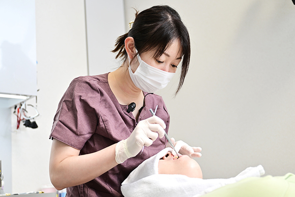 表参道AK歯科・矯正歯科 保定装置の装着とメンテナンス